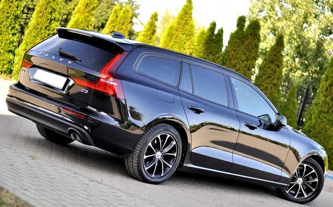 Volvo V60 cena 79900 przebieg: 179000, rok produkcji 2020 z Płock małe 596